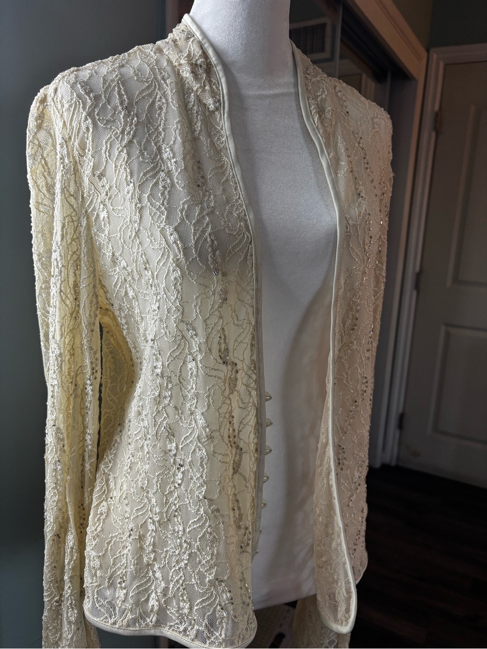 Vintage Ivory Lace Open-Front Cardigan